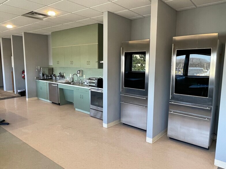 More Photos Of , Schenectady Office For Sale