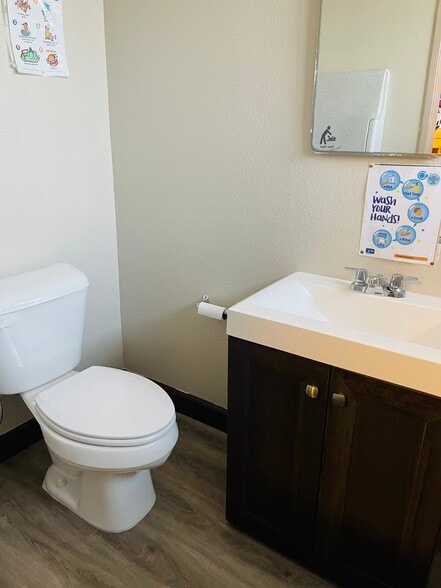 More Photos Of 3707 Vegas Dr, Las Vegas Daycare Center For Sale