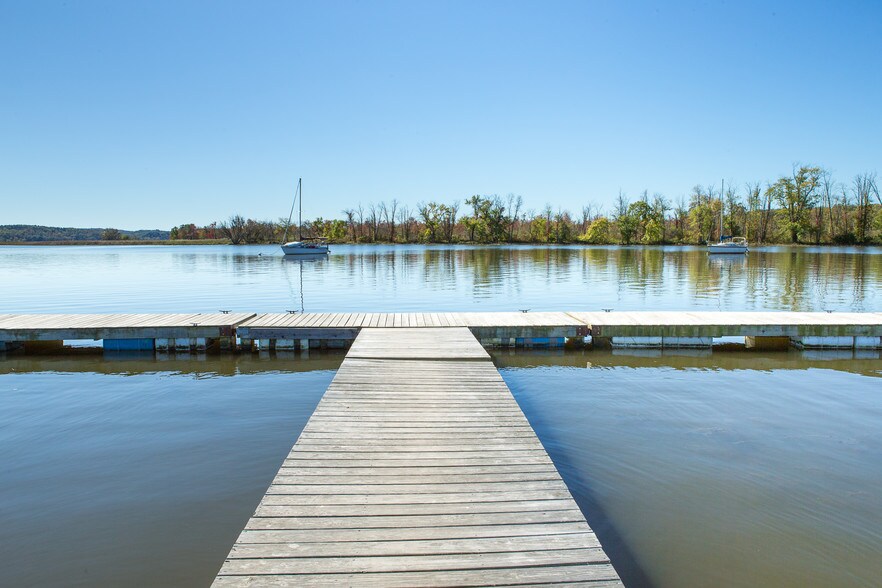 More Photos Of 7 Main St, Catskill Restaurant For Lease