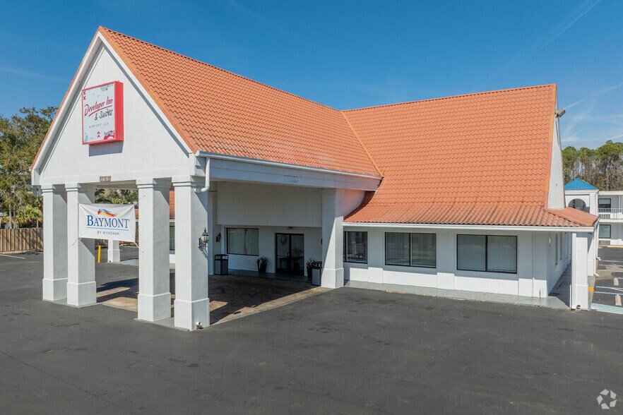 More Photos Of 1153 Airport Rd, Jacksonville Hotel For Sale