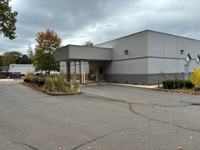 More Photos Of 605 N Colony Rd, Wallingford Freestanding For Lease