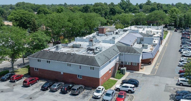 More Photos Of 375 E Main St, Bay Shore Medical For Lease