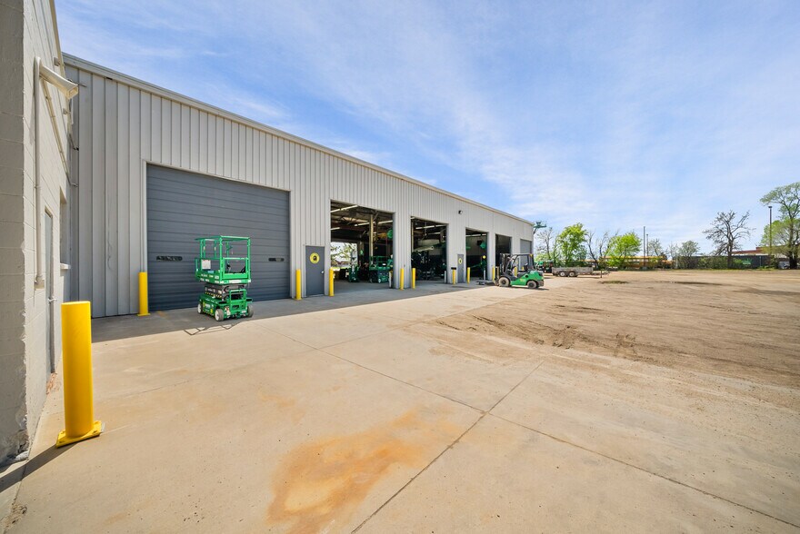 More Photos Of 15125 S Robert Trl, Rosemount Service For Sale