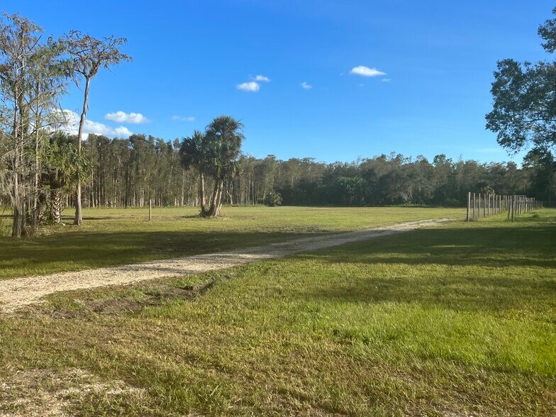 More Photos Of 20948 Corkscrew Rd, Estero Winery Vineyard For Sale