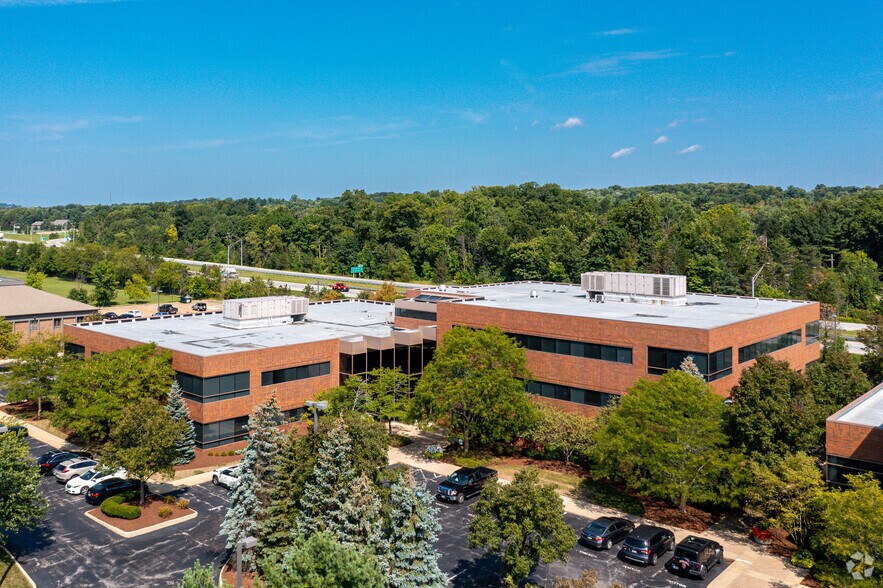 More Photos Of 30575 Bainbridge Rd, Solon Coworking Space