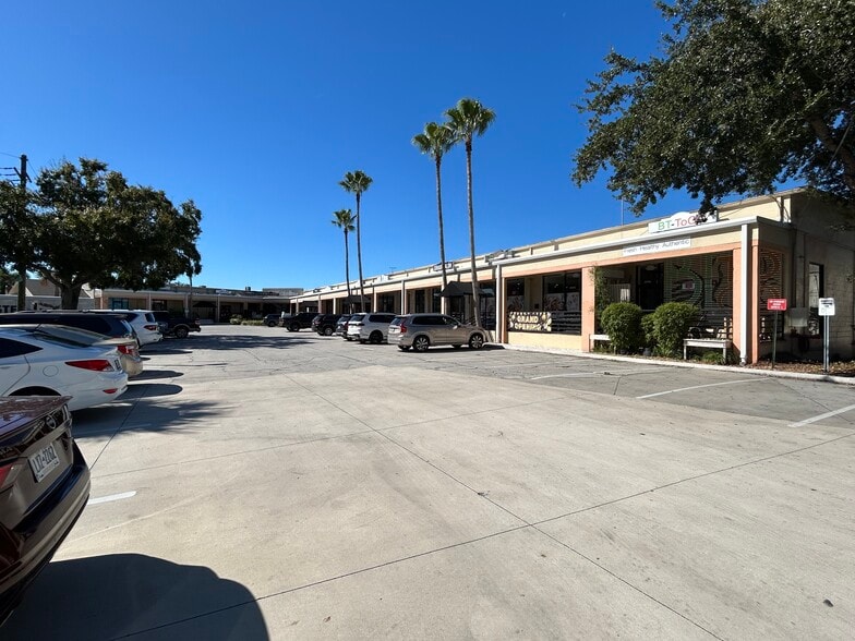 Primary Photo Of 3215-3217 S Macdill, Tampa Unknown For Lease
