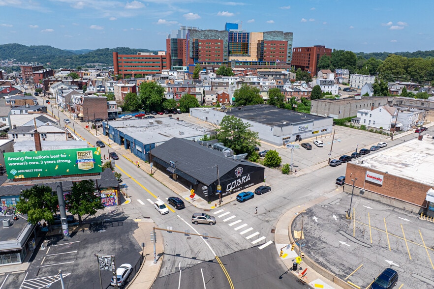 Primary Photo Of 4305 Main St, Pittsburgh Restaurant For Lease
