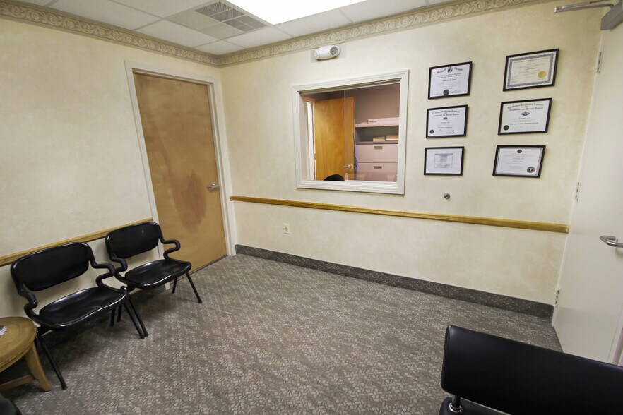 More Photos Of 561 Cranbury Rd, East Brunswick Medical For Sale