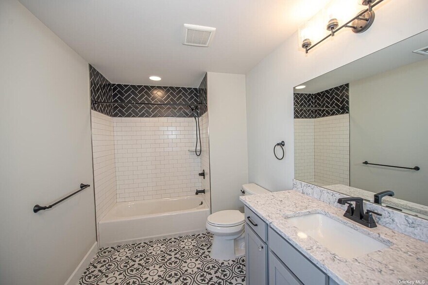 More Photos Of 1090 New York Ave, Huntington Station Apartments For Sale