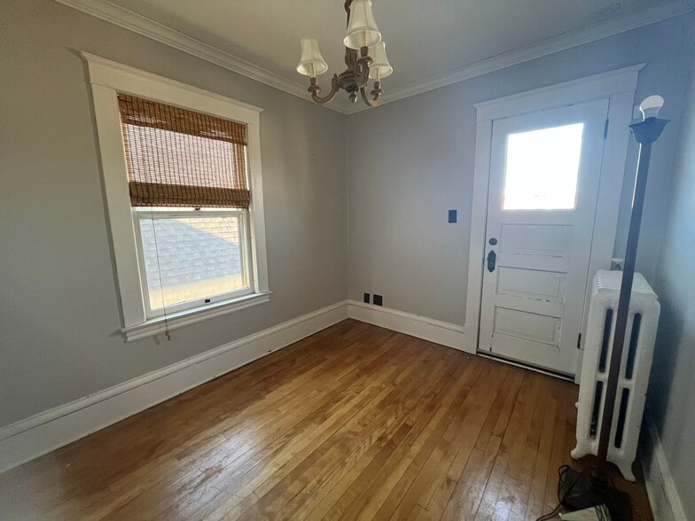 More Photos Of 889 Grand Ave, Saint Paul Office For Lease