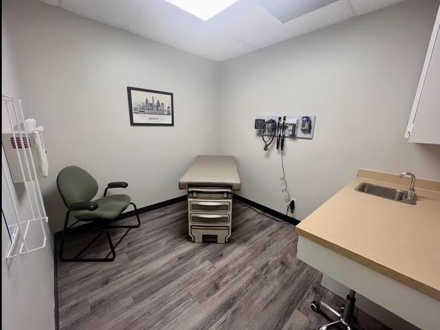 More Photos Of 12411 Hymeadow Dr, Austin Medical For Lease