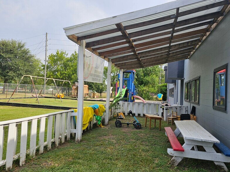 More Photos Of 19115 Spanish Needle Dr, Houston Schools For Sale