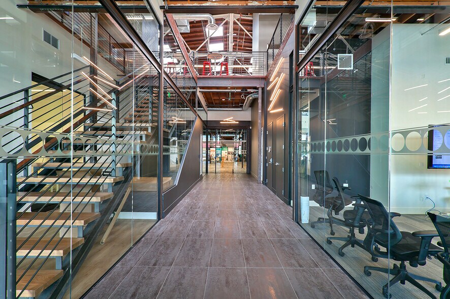More Photos Of 1504 Franklin St, Oakland Office For Sale