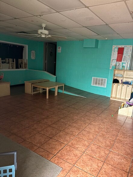 More Photos Of 110-112 SE Creek Ave, Bartlesville Daycare Center For Sale