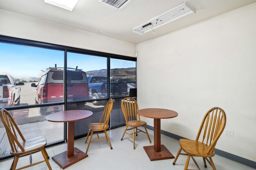 More Photos Of 4291 W Centennial Pky, Rifle Warehouse For Sale