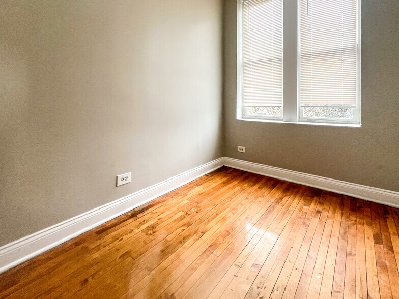 More Photos Of 3548 W 13th Pl, Chicago Apartments For Sale