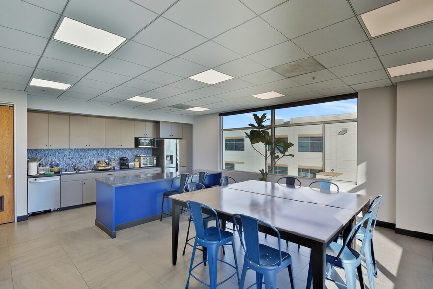 More Photos Of 2239-2245 W 190th St, Torrance Loft Creative Space For Sale