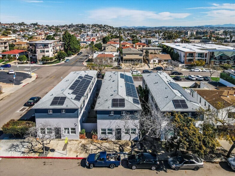 More Photos Of 3034 Canon St, San Diego Apartments For Sale