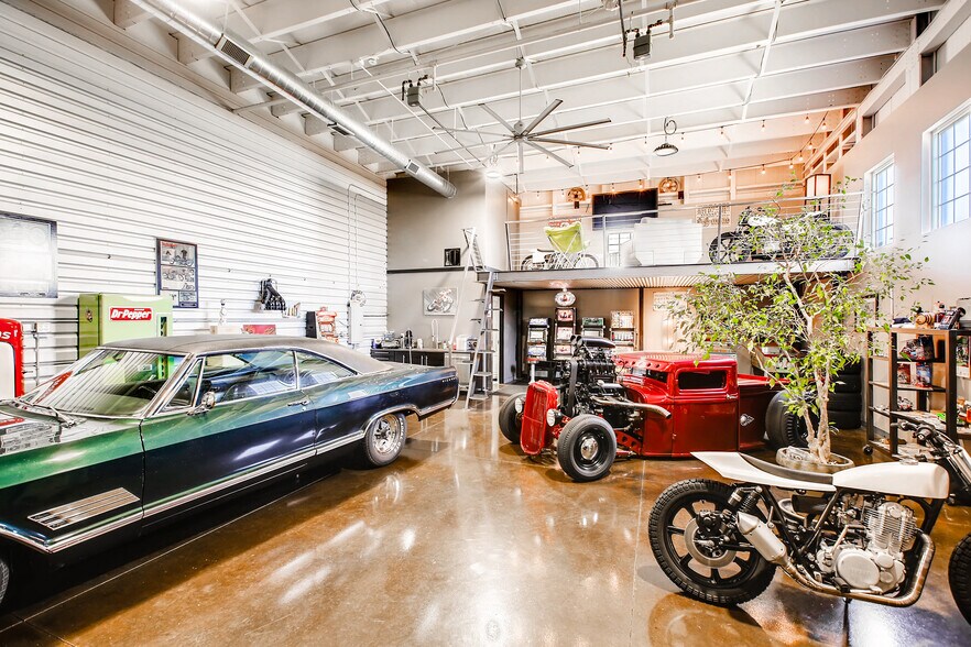 More Photos Of 105 Copper Ranch Rd, Belgrade Showroom For Sale