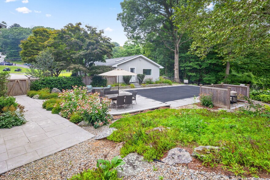 More Photos Of 2258 Route 22, Brewster Village Office For Sale