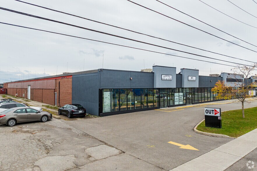Primary Photo Of 103 Orfus Rd, Toronto Freestanding For Lease