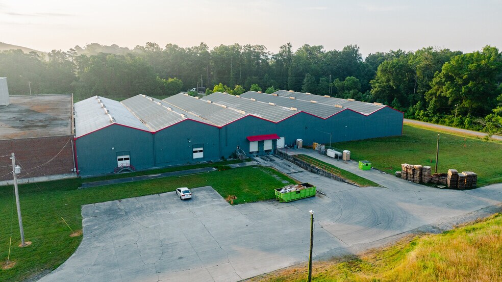 More Photos Of 4999 Enka Hwy, Morristown Warehouse For Lease