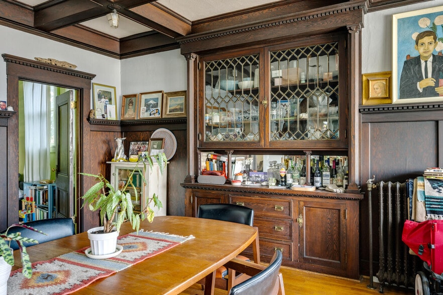 More Photos Of , Portland Multifamily For Sale