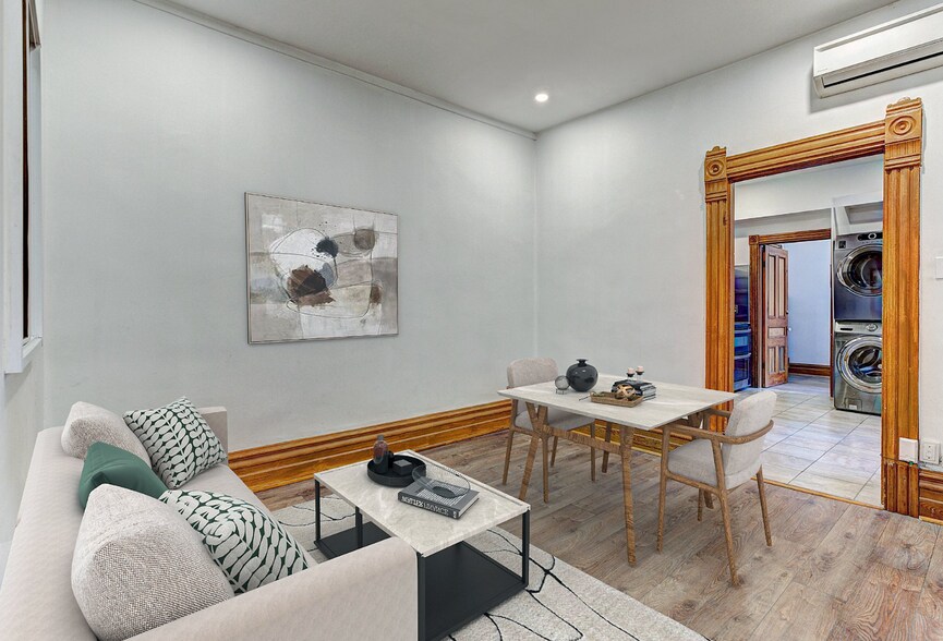 More Photos Of 3129-3135 Rue Saint-Antoine O, Westmount Apartments For Sale