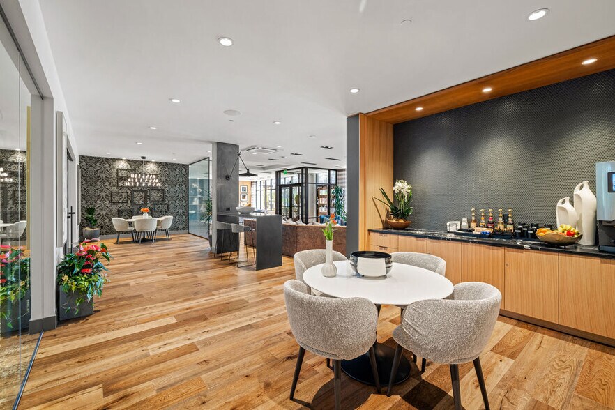 More Photos Of 110 Roy St, Seattle Apartments For Lease