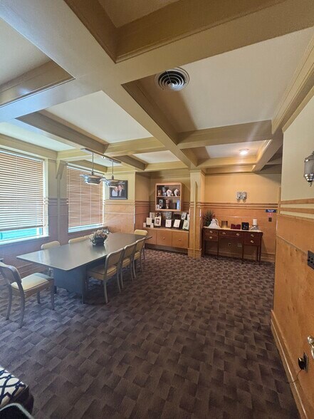 More Photos Of 51 E Huntington Dr, Arcadia Office For Sale