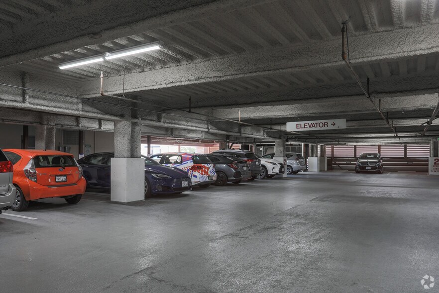 More Photos Of 801 K St, Sacramento Office For Lease