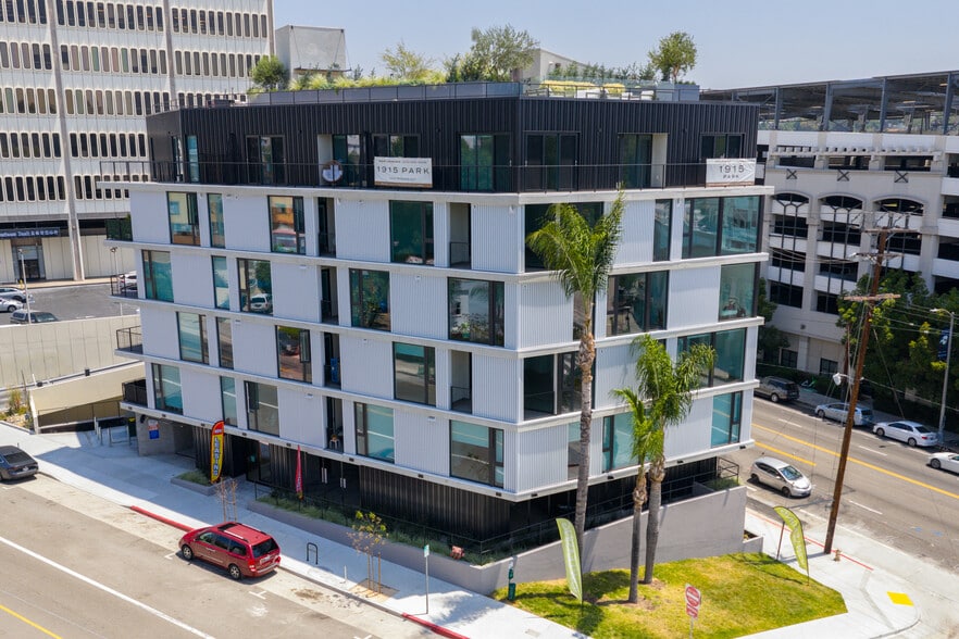 More Photos Of 1915 Park Avenue, Los Angeles Apartments For Sale