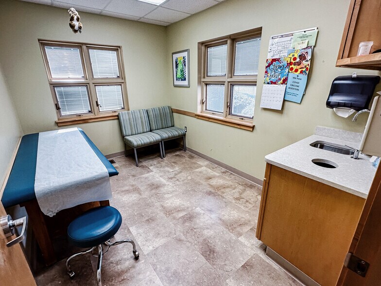 More Photos Of 4649 N Breton Ct SE, Grand Rapids Medical For Sale