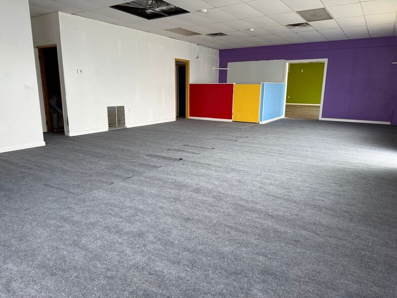 More Photos Of 201-211 Kates Blvd, Millville Freestanding For Lease