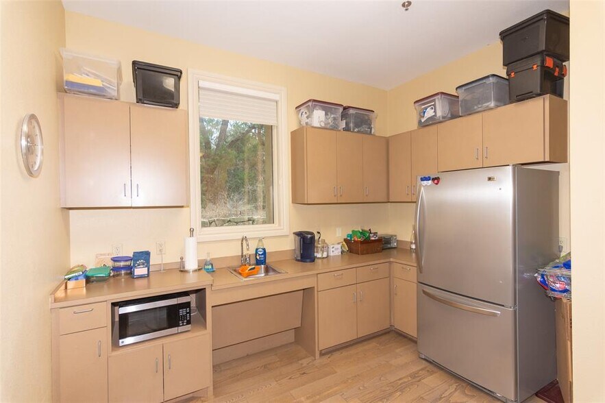 More Photos Of 5900 Southwest Pky, Austin Medical For Lease