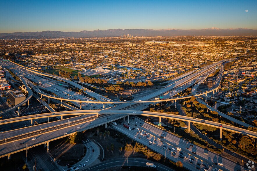 More Photos Of 11222 S La Cienega Blvd, Inglewood Office Residential For Sale