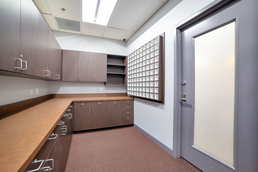 More Photos Of 6585 High St, Las Vegas Office For Lease