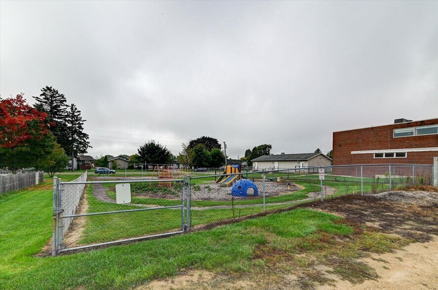 More Photos Of 520 E Holum St, Deforest Schools For Sale