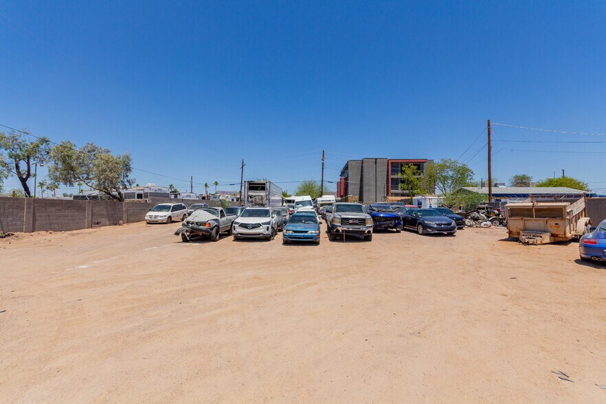 More Photos Of 2244 W Apache Trl, Apache Junction Contractor Storage Yard For Sale