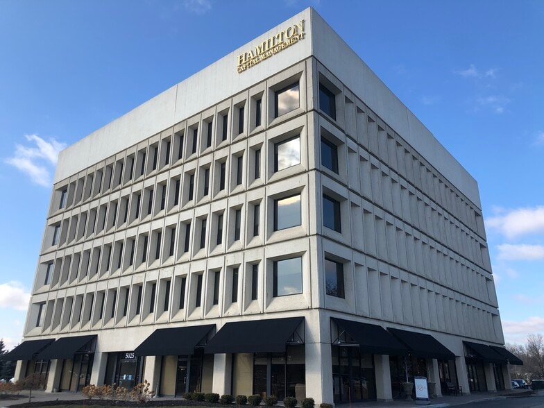 More Photos Of 5025 Arlington Centre Blvd, Upper Arlington Office Residential For Lease