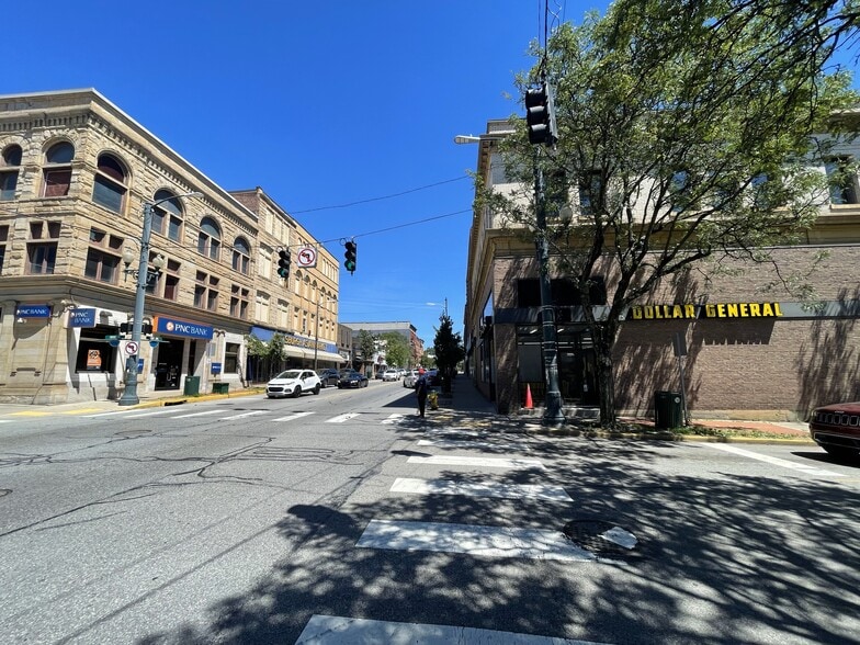 More Photos Of 700-706 Penn Ave, Wilkinsburg Storefront Retail Office For Lease