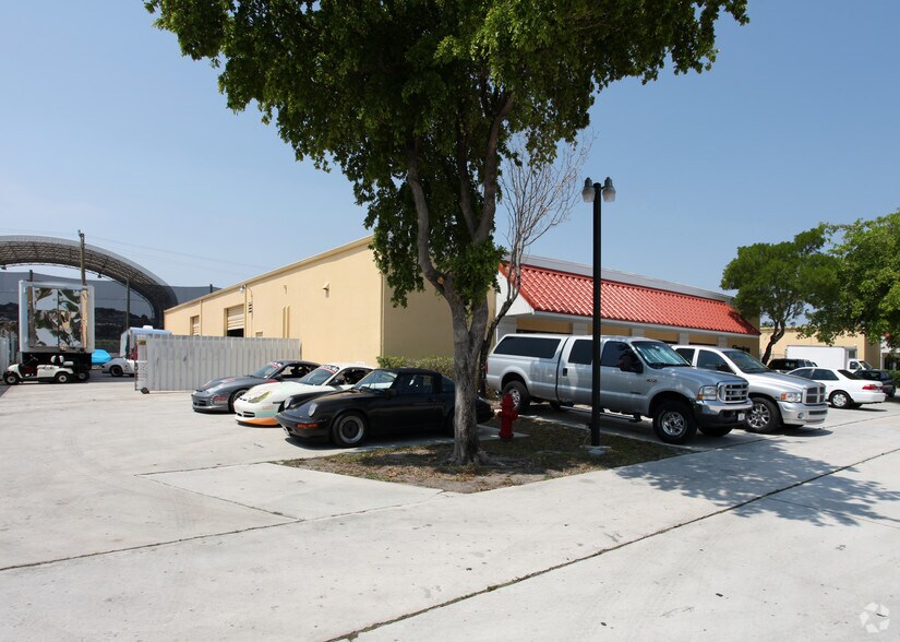 More Photos Of 2075 N Powerline Rd, Pompano Beach Unknown For Lease