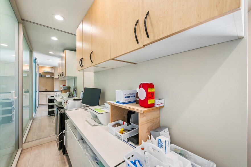 More Photos Of 3378 S 2300 E, Salt Lake City Medical For Sale