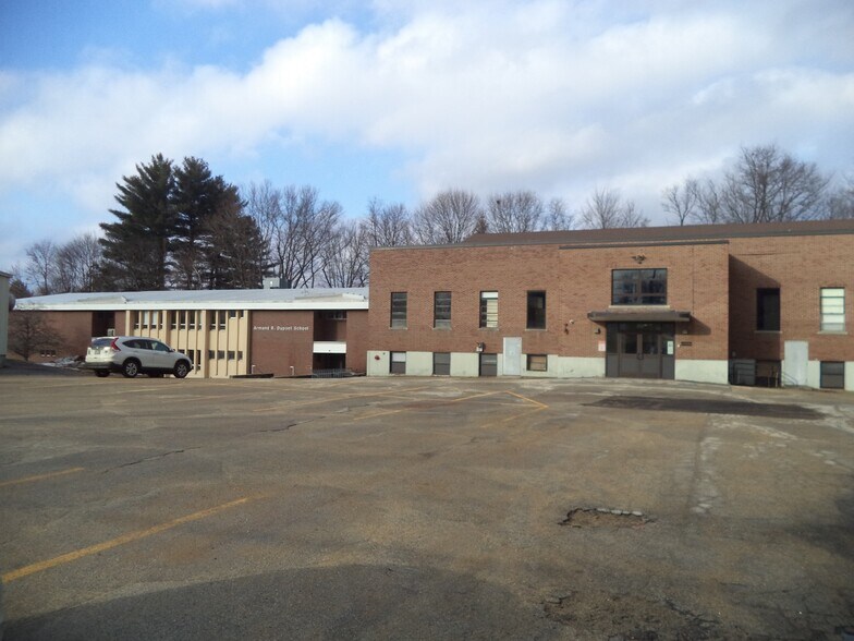 Primary Photo Of 10 School St, Allenstown Specialty For Sale