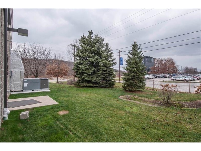 More Photos Of 8057 Rowan Rd, Cranberry Township Office For Sale