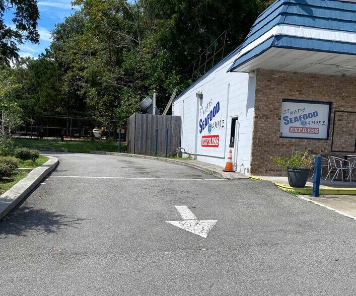 2116 Talleyrand Ave, Jacksonville, FL 32206 Convenience Store For