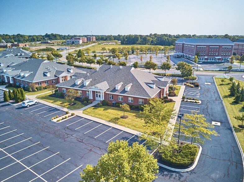 More Photos Of 5031 Forest Dr, New Albany Medical For Sale