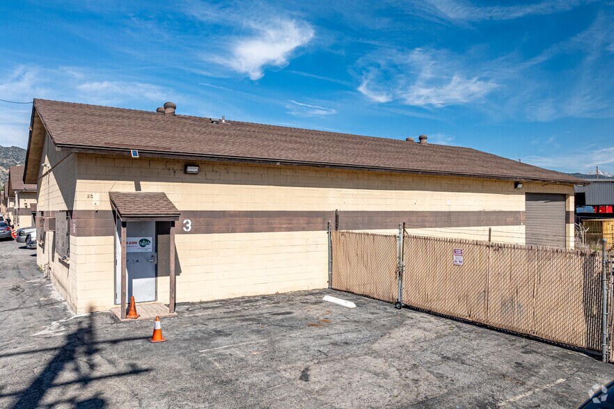 More Photos Of 844 N Vernon St, Azusa Warehouse For Lease