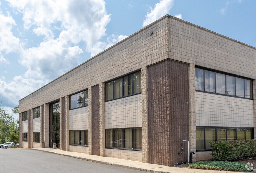 More Photos Of 2186 N Rt 27, North Brunswick Medical For Lease