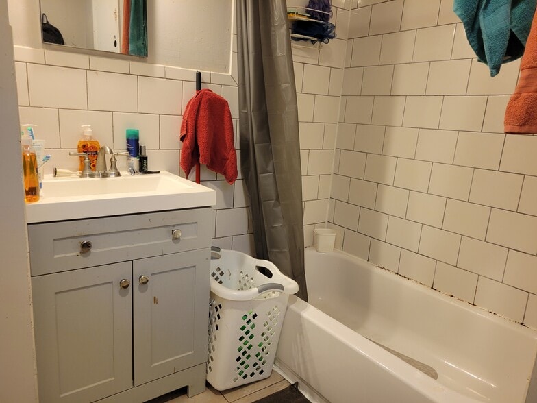 More Photos Of 905 Grand Ave, Asbury Park Apartments For Sale